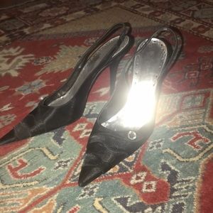 BCBG girls size 8.5 sling back satin pump